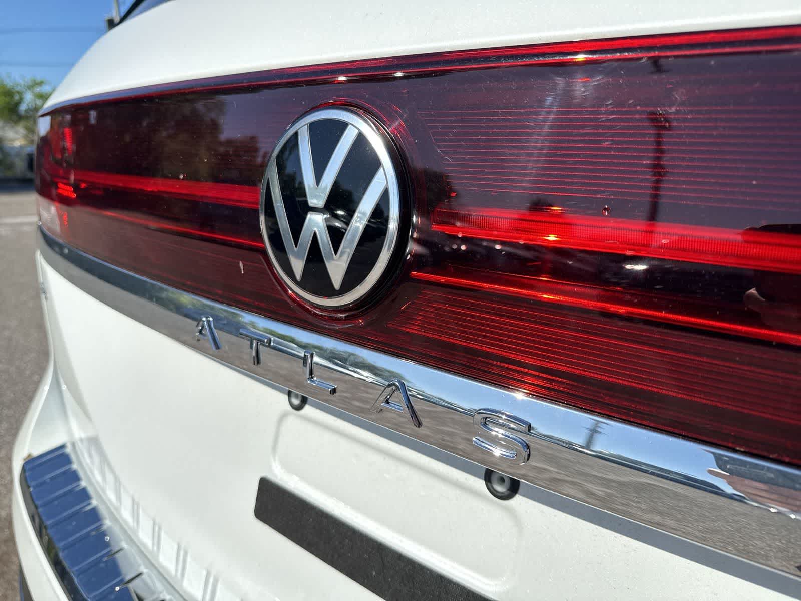 Volkswagen Atlas 2.0T SE con tecnología 2026