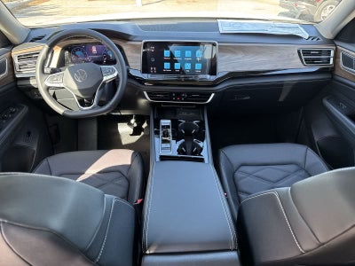 Volkswagen Atlas 2.0T SE con tecnología 2026
