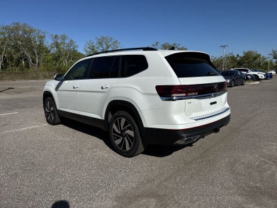 Volkswagen Atlas 2.0T SE con tecnología 2026