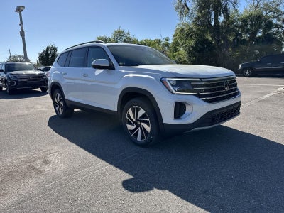 Volkswagen Atlas 2.0T SE con tecnología 2026