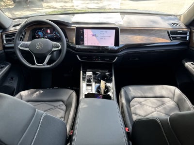 Volkswagen Atlas 2.0T SE con tecnología 2026