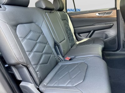 Volkswagen Atlas 2.0T SE con tecnología 2026