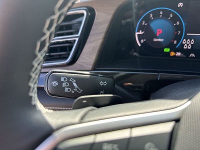 Volkswagen Atlas 2.0T SE con tecnología 2026