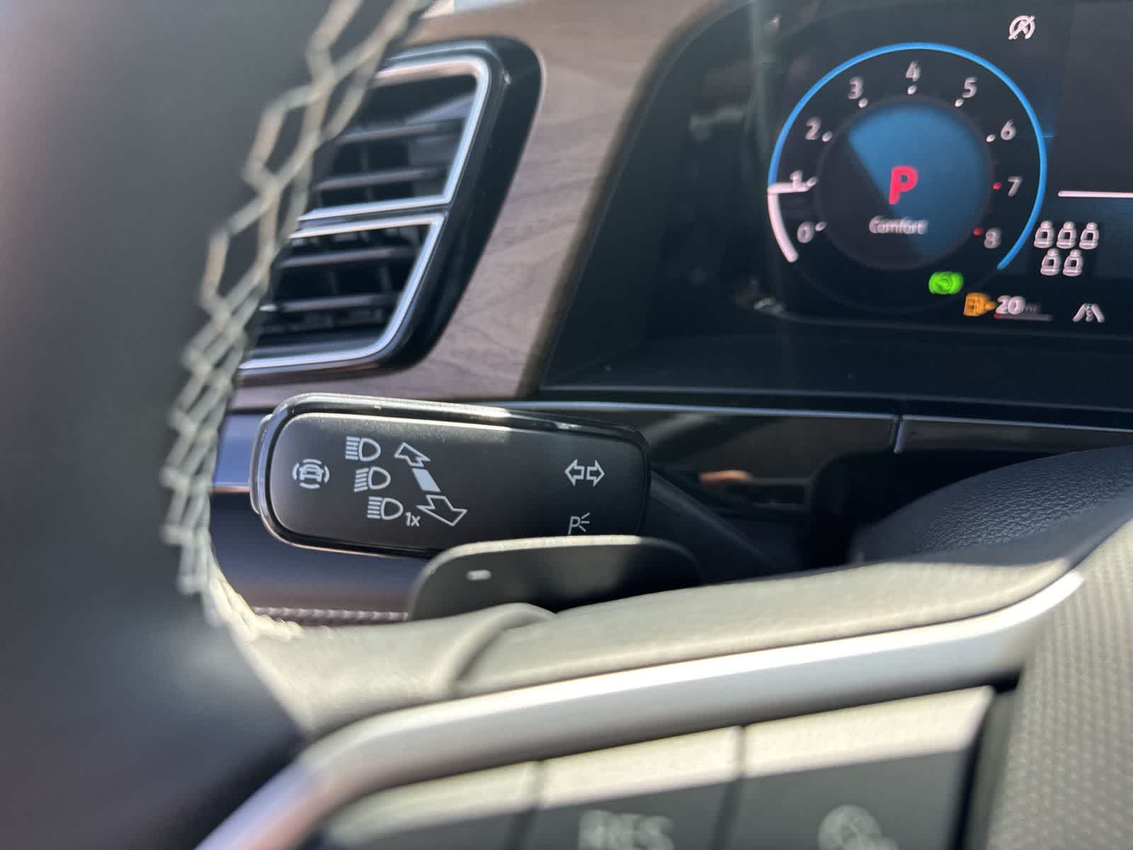 Volkswagen Atlas 2.0T SE con tecnología 2026