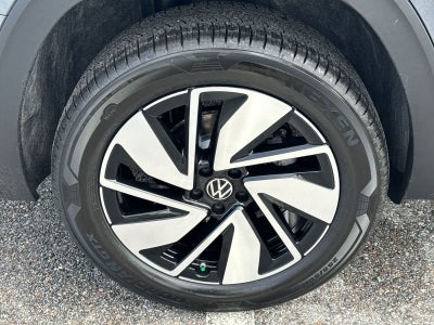 Volkswagen Atlas 2.0T SE con tecnología 2026