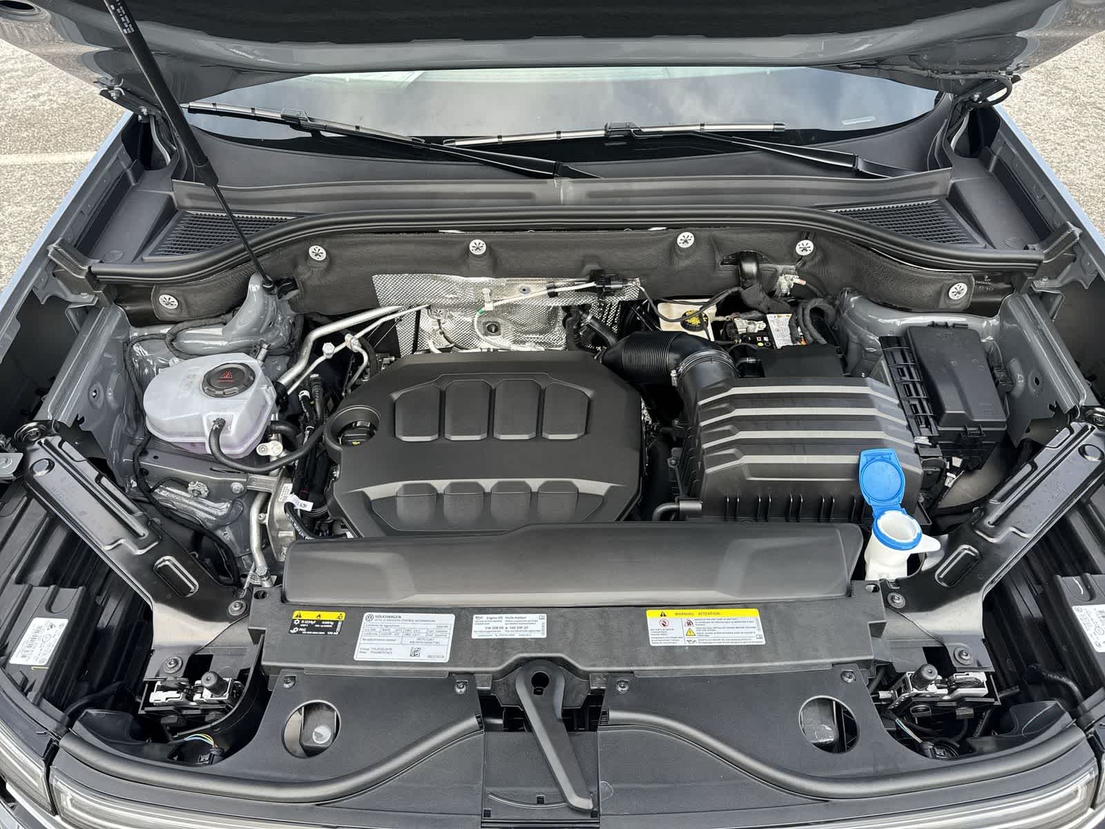 Volkswagen Atlas 2.0T SE con tecnología 2026