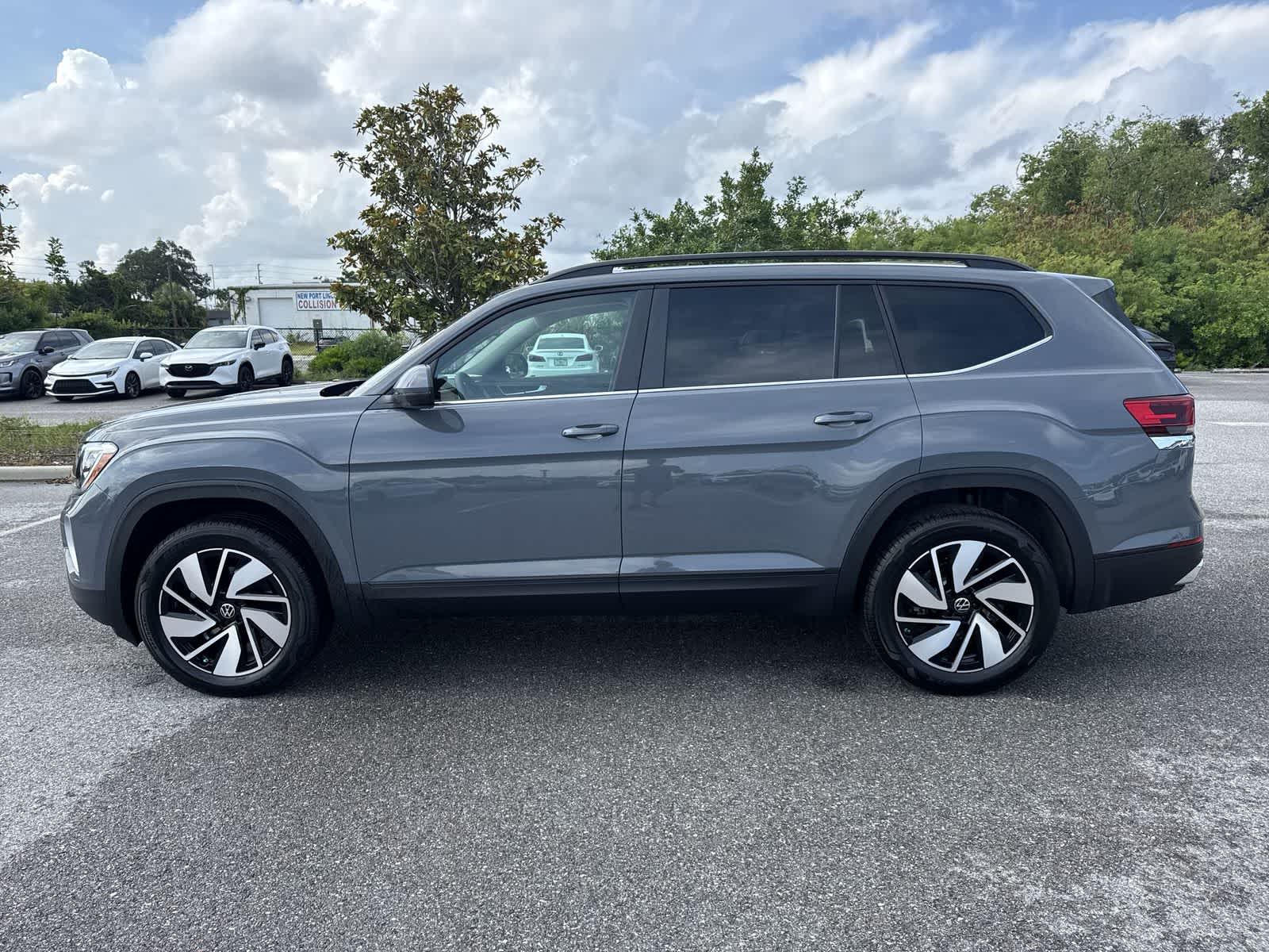 Volkswagen Atlas 2.0T SE con tecnología 2026