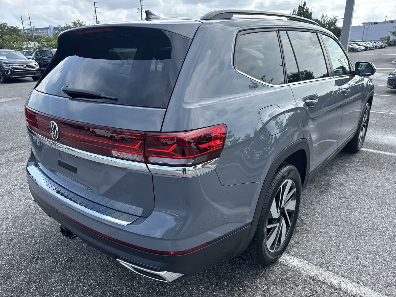 Volkswagen Atlas 2.0T SE con tecnología 2026