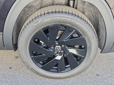 Volkswagen Atlas 2.0T SE con tecnología 2026