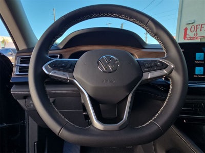 Volkswagen Atlas 2.0T SE con tecnología 2026