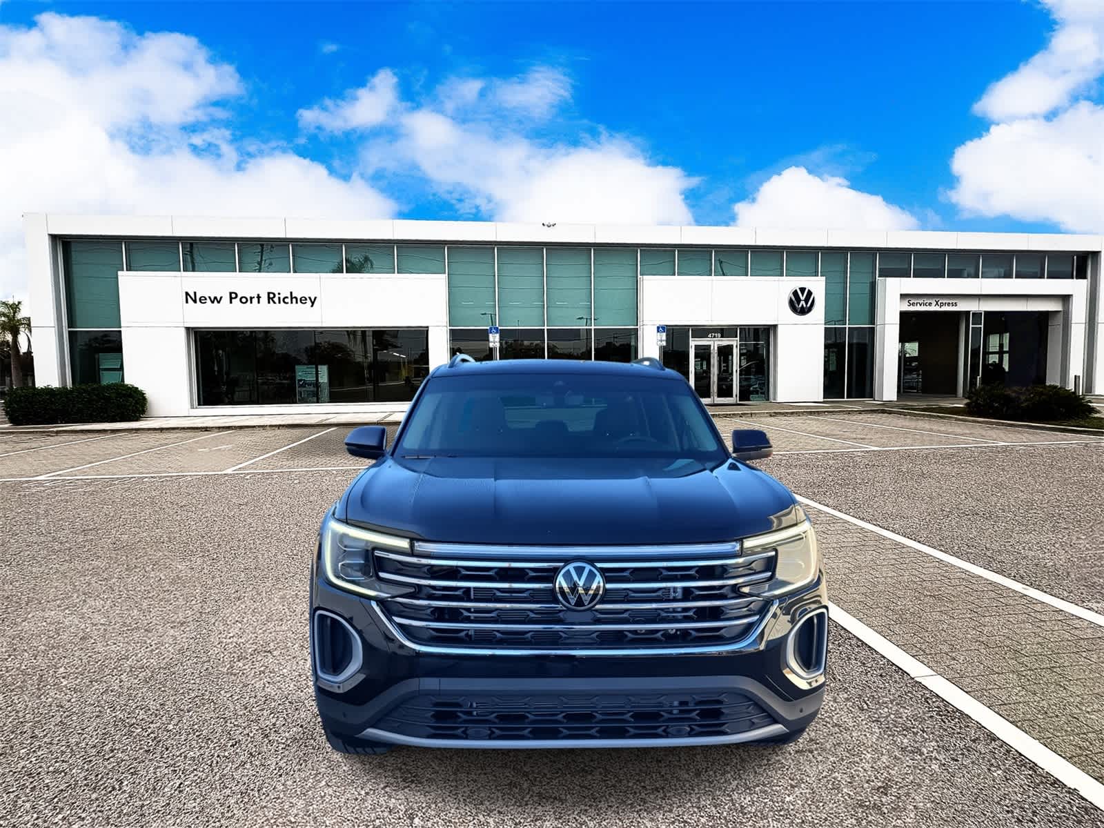 Volkswagen Atlas 2.0T SE con tecnología 2026