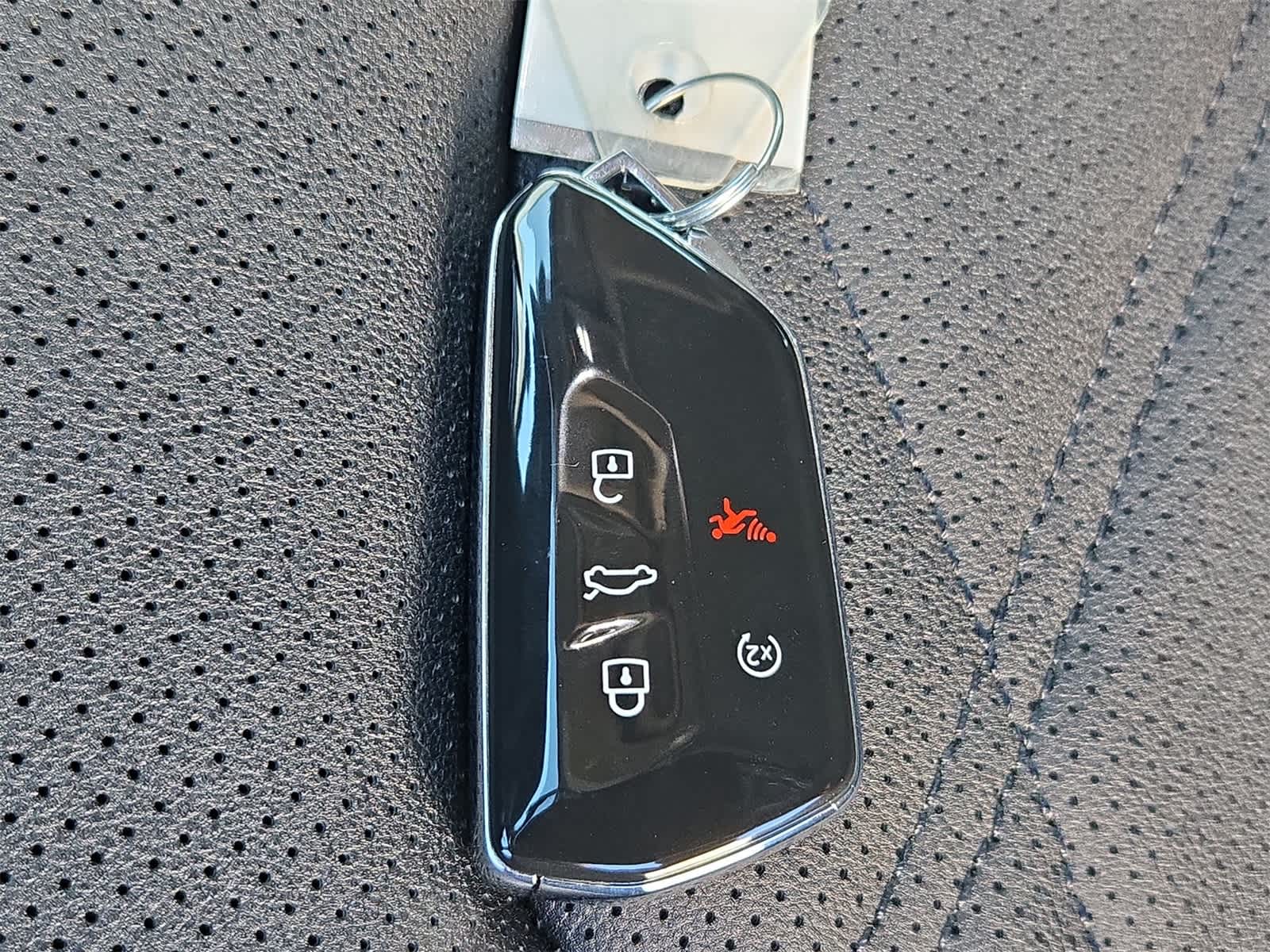 Volkswagen Atlas 2.0T SE con tecnología 2026