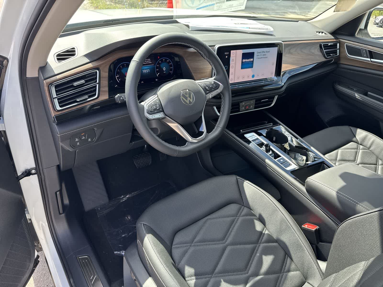 Volkswagen Atlas 2.0T SE con tecnología 2026