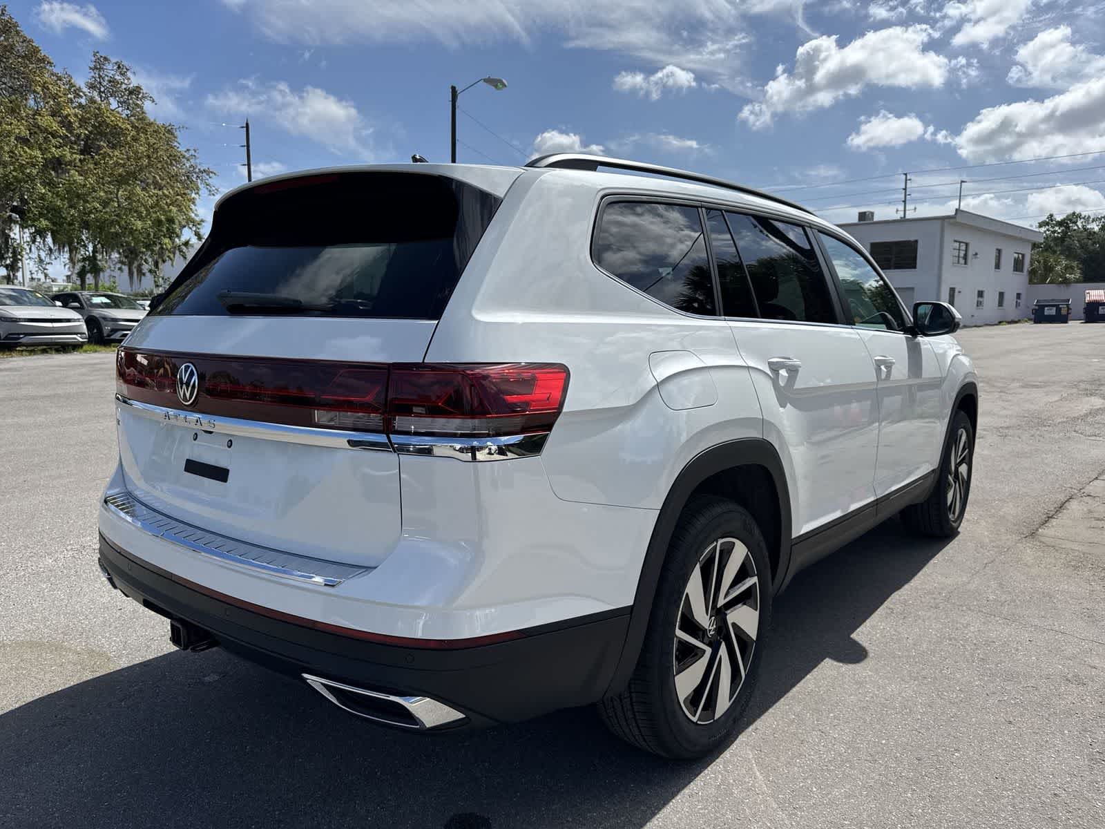 Volkswagen Atlas 2.0T SE con tecnología 2026