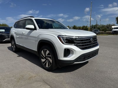 Volkswagen Atlas 2.0T SE con tecnología 2026