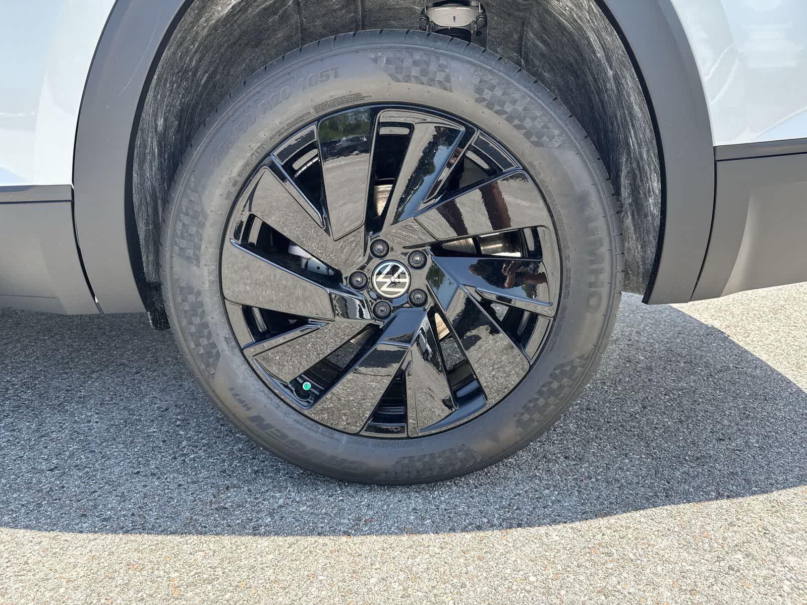 Volkswagen Atlas 2.0T SE con tecnología 2026
