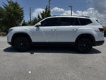 Volkswagen Atlas 2.0T SE con tecnología 2026