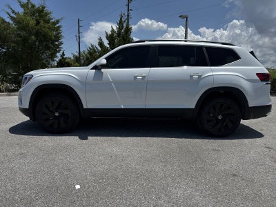Volkswagen Atlas 2.0T SE con tecnología 2026