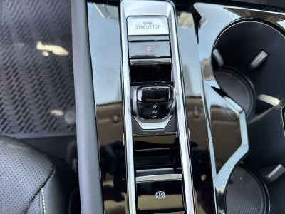 Volkswagen Atlas 2.0T SE con tecnología 2026