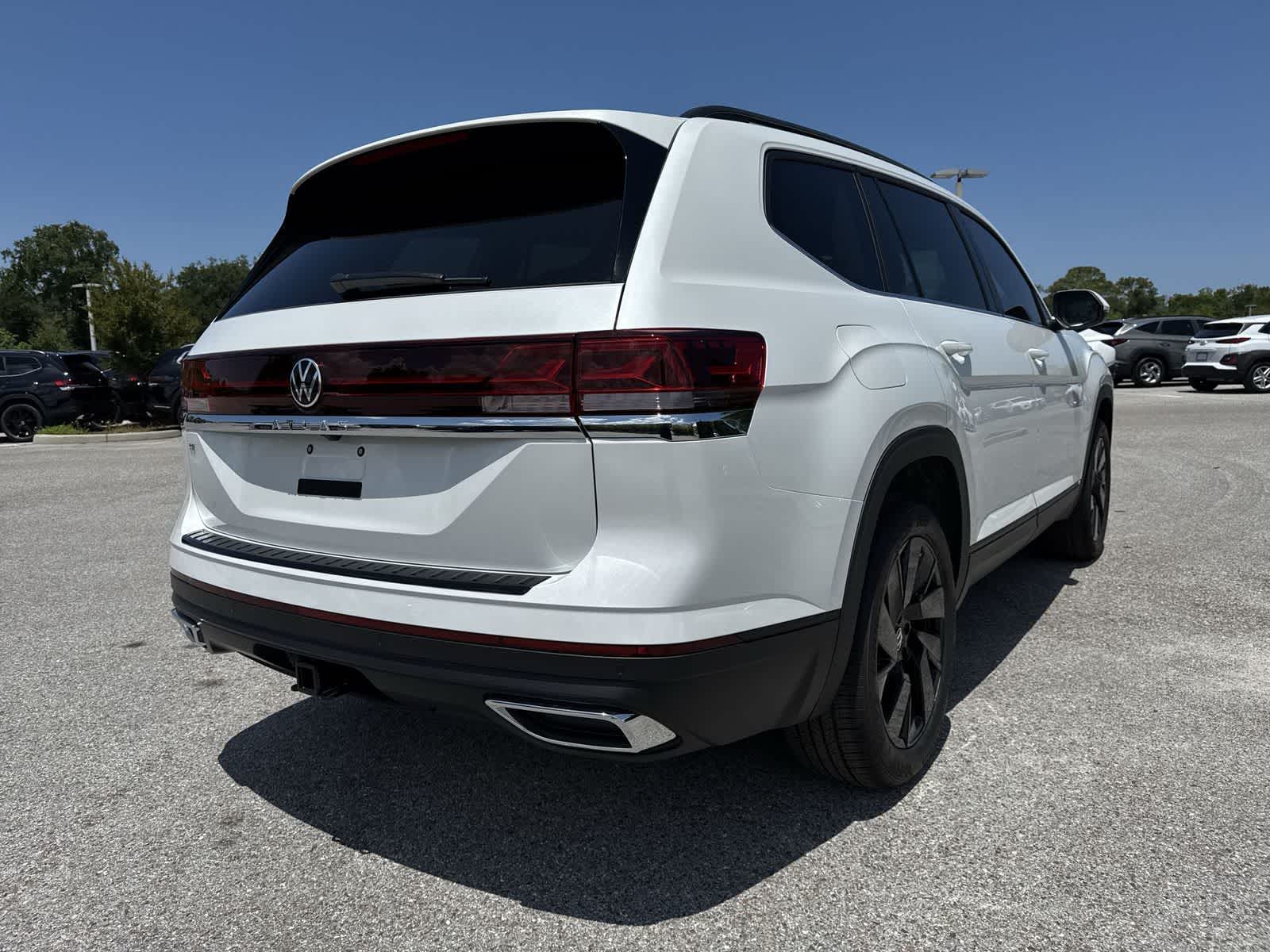 Volkswagen Atlas 2.0T SE con tecnología 2026