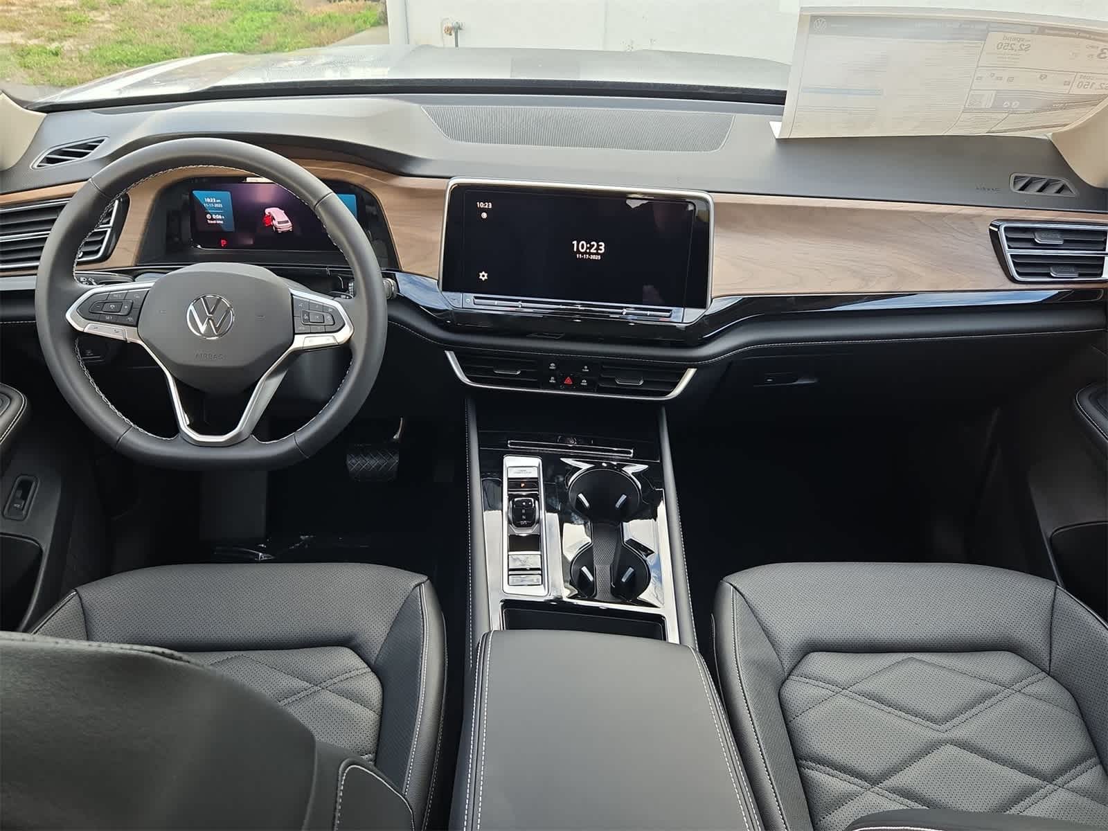 Volkswagen Atlas 2.0T SE con tecnología 2026