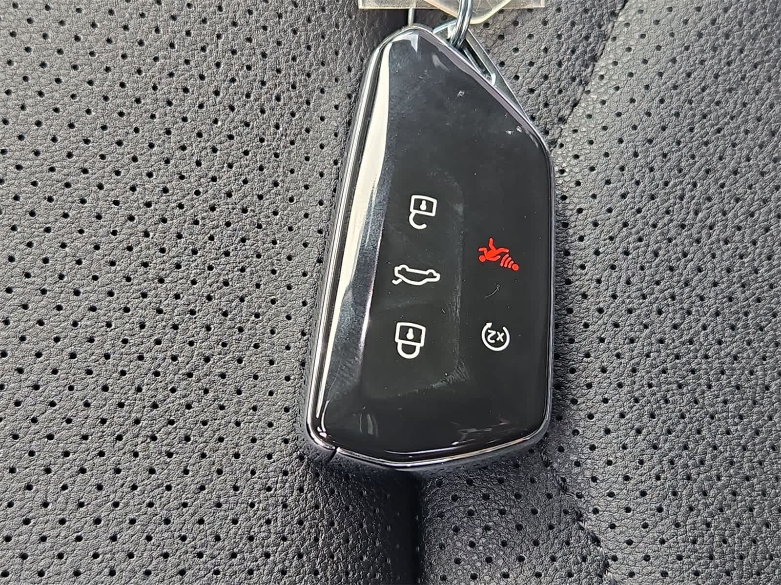 Volkswagen Atlas 2.0T SE con tecnología 2026