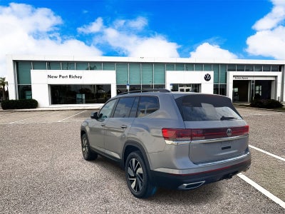 Volkswagen Atlas 2.0T SE con tecnología 2026