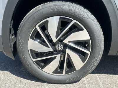 Volkswagen Atlas 2.0T SE con tecnología 2026