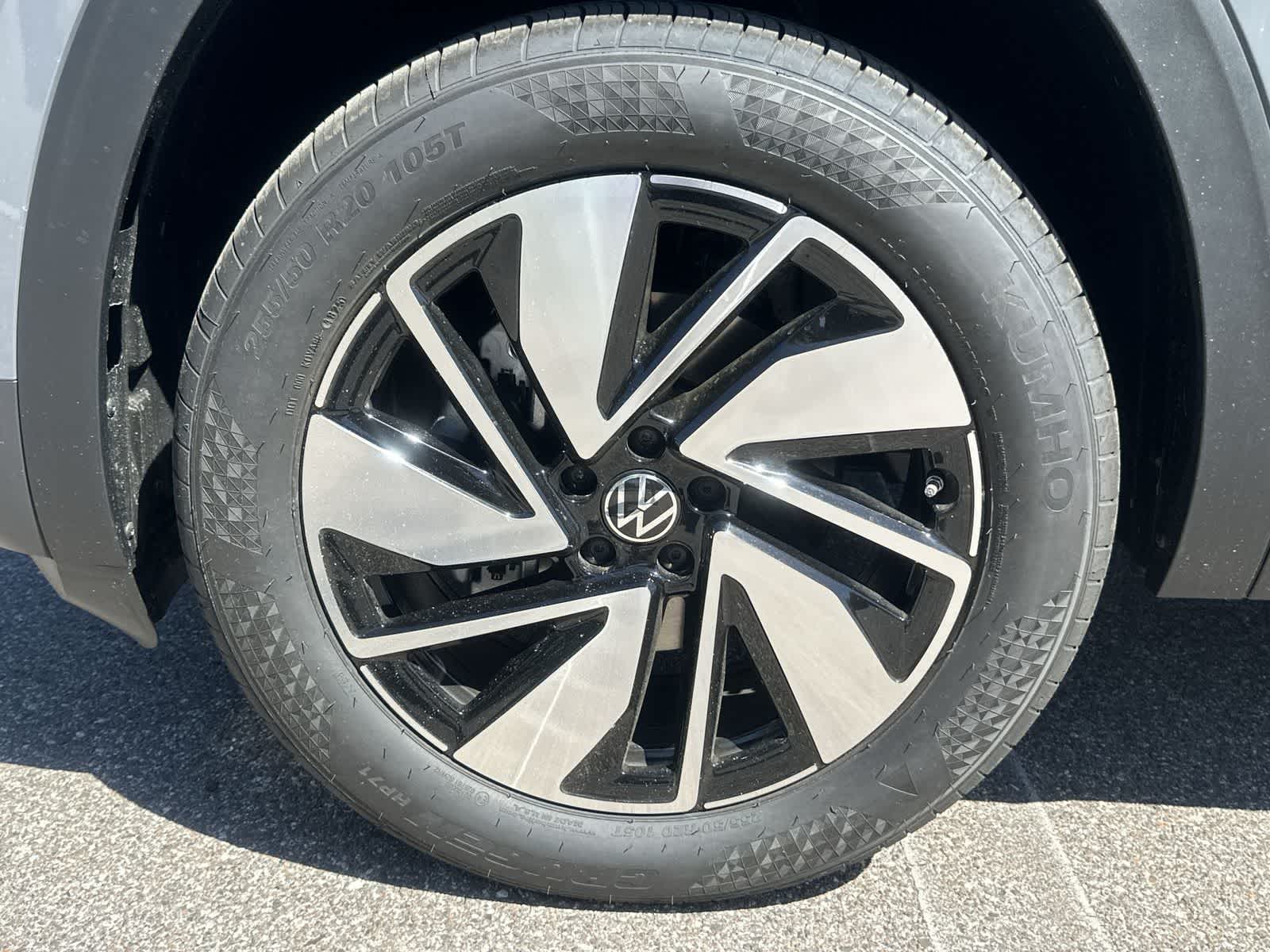 Volkswagen Atlas 2.0T SE con tecnología 2026