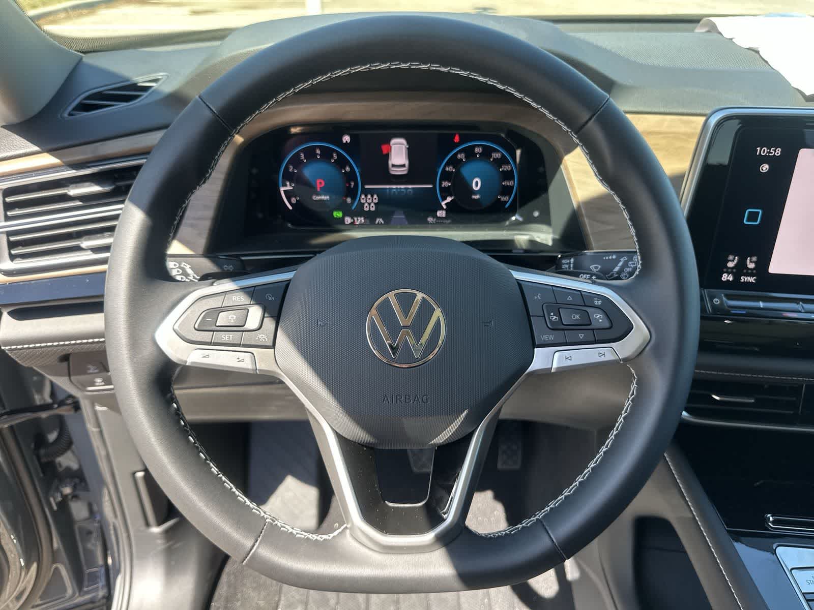 Volkswagen Atlas 2.0T SE con tecnología 2026