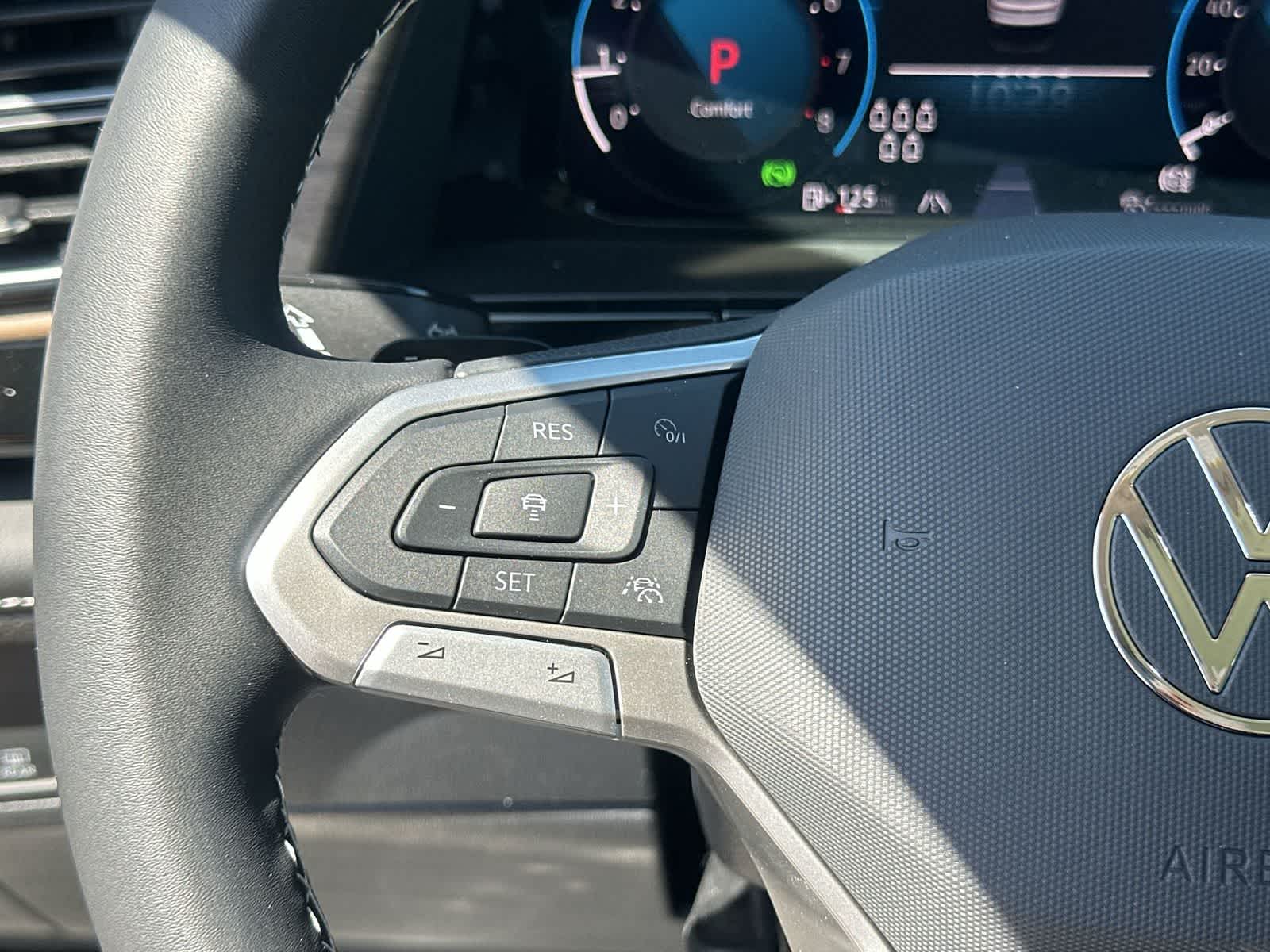 Volkswagen Atlas 2.0T SE con tecnología 2026