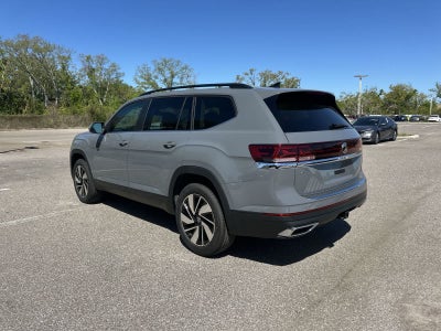 Volkswagen Atlas 2.0T SE con tecnología 2026