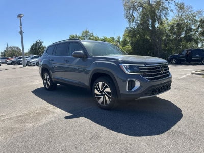 Volkswagen Atlas 2.0T SE con tecnología 2026