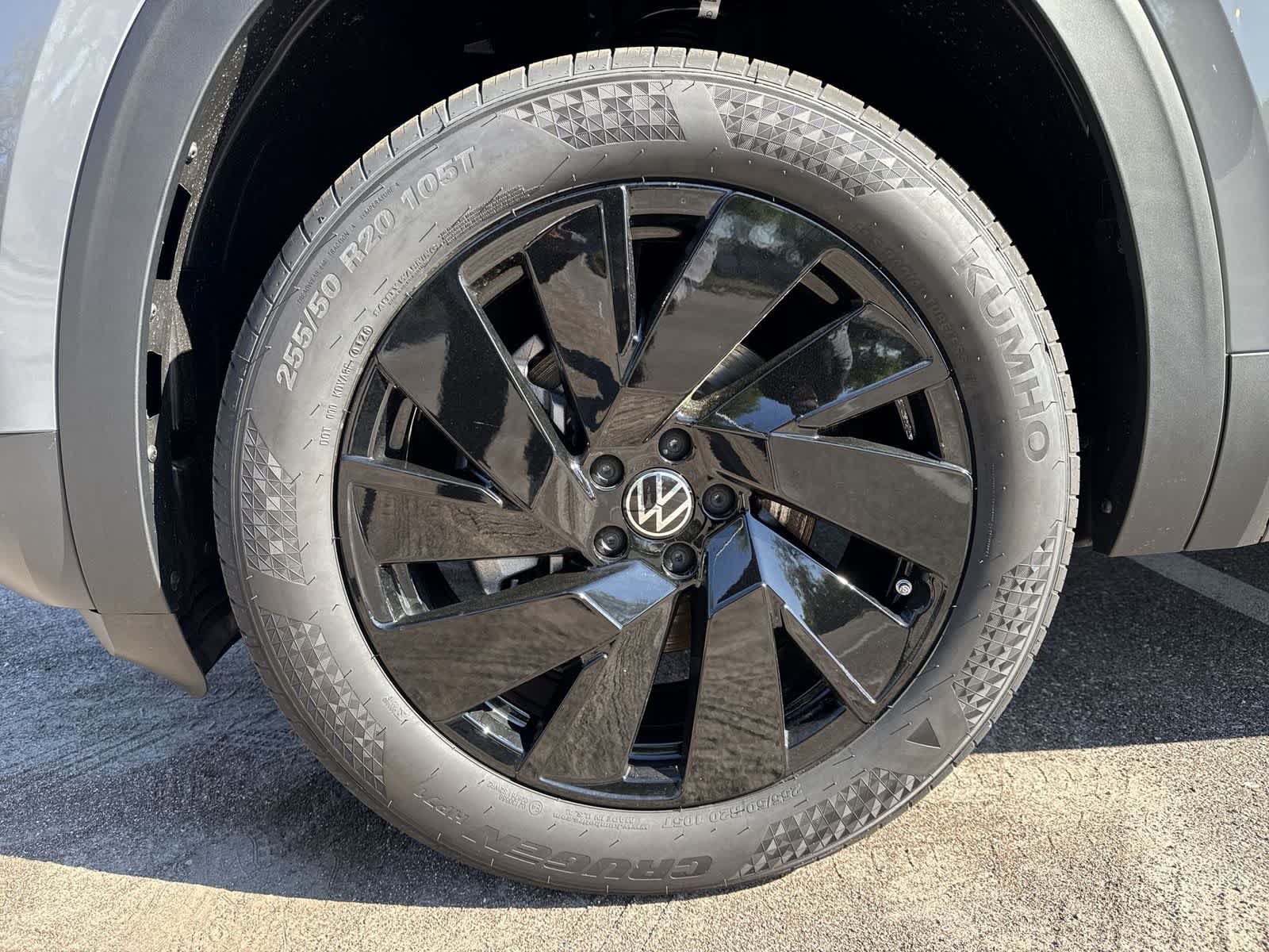 Volkswagen Atlas 2.0T SE con tecnología 2026