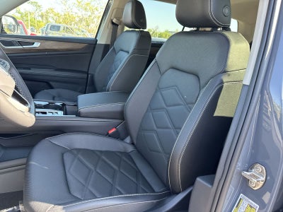 Volkswagen Atlas 2.0T SE con tecnología 2026