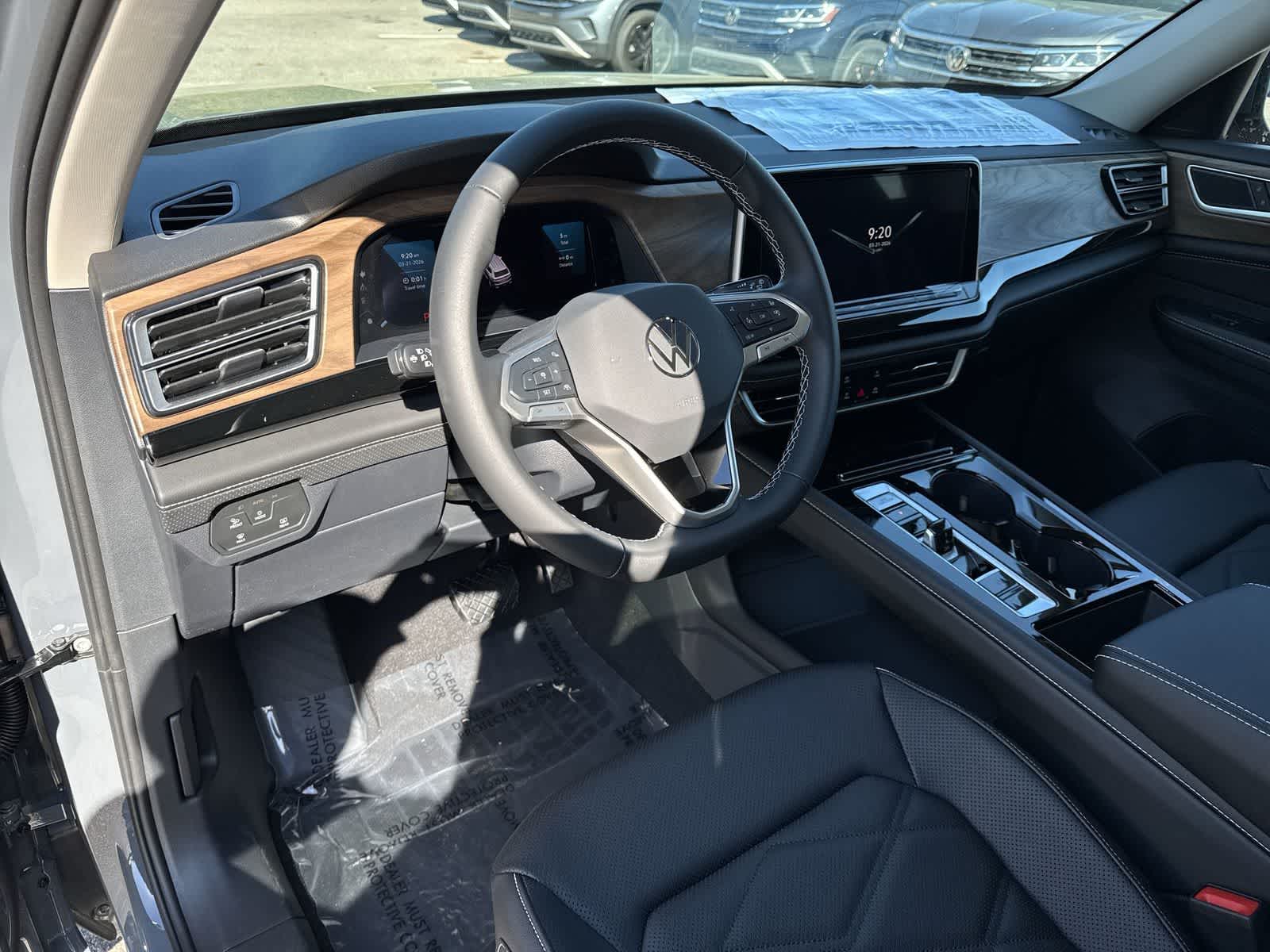 Volkswagen Atlas 2.0T SE con tecnología 2026