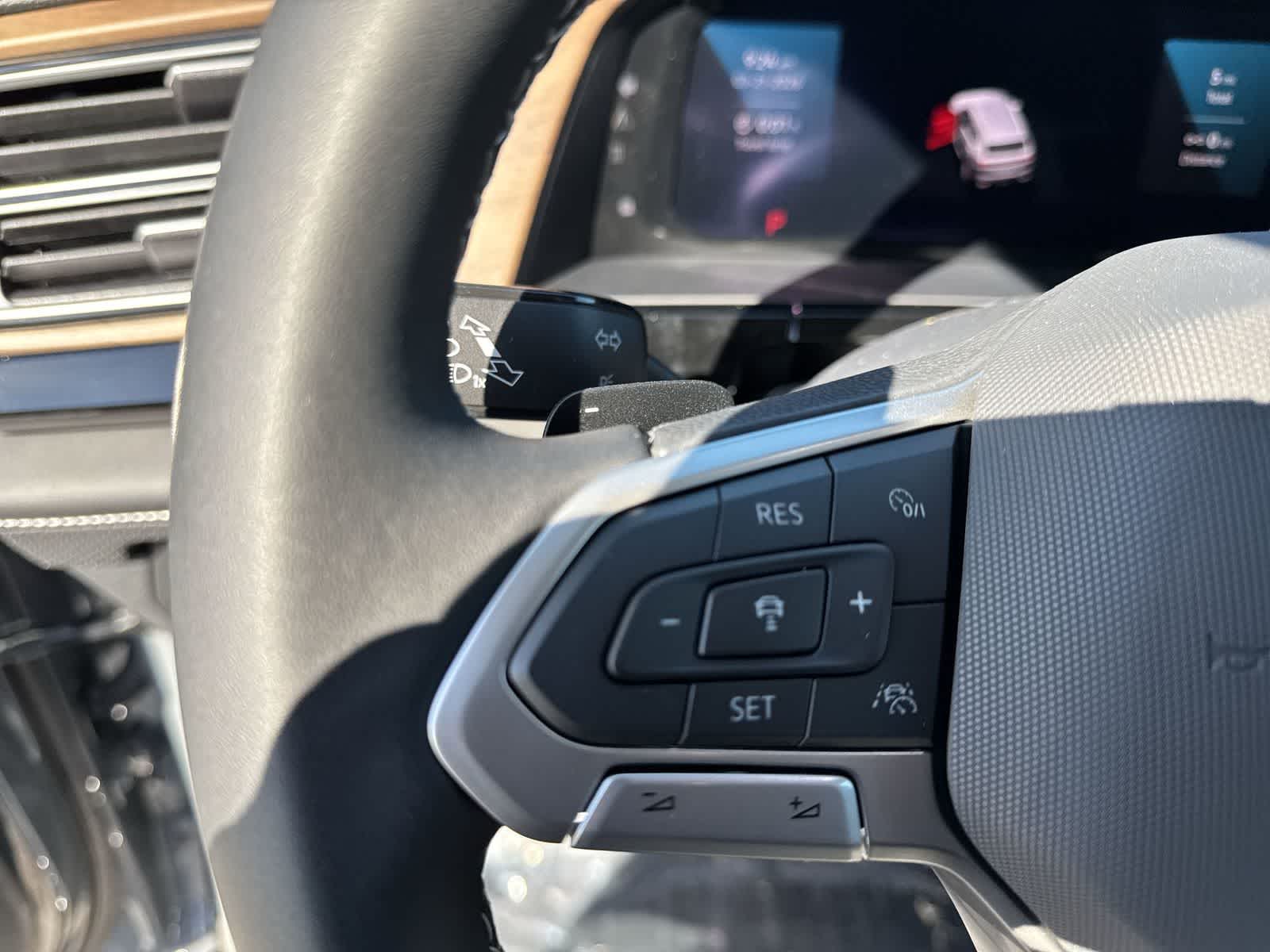 Volkswagen Atlas 2.0T SE con tecnología 2026