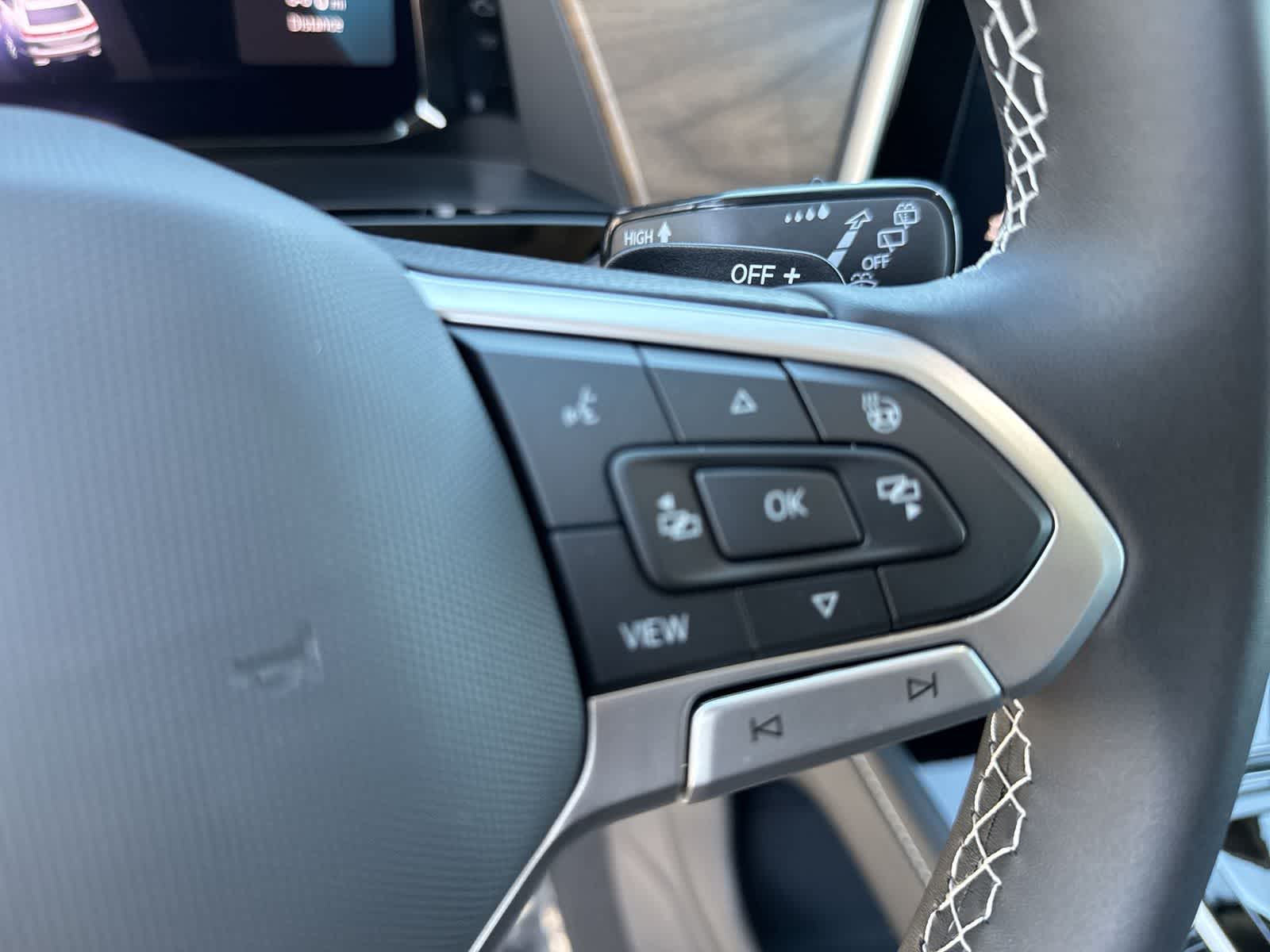Volkswagen Atlas 2.0T SE con tecnología 2026