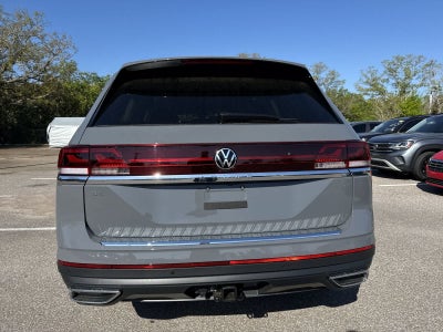 Volkswagen Atlas 2.0T SE con tecnología 2026