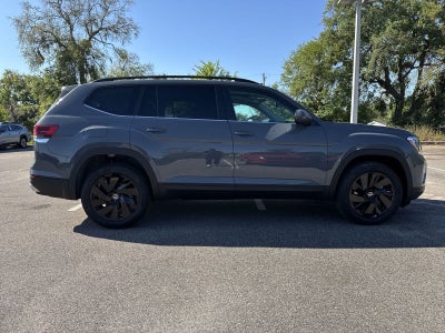 Volkswagen Atlas 2.0T SE con tecnología 2026