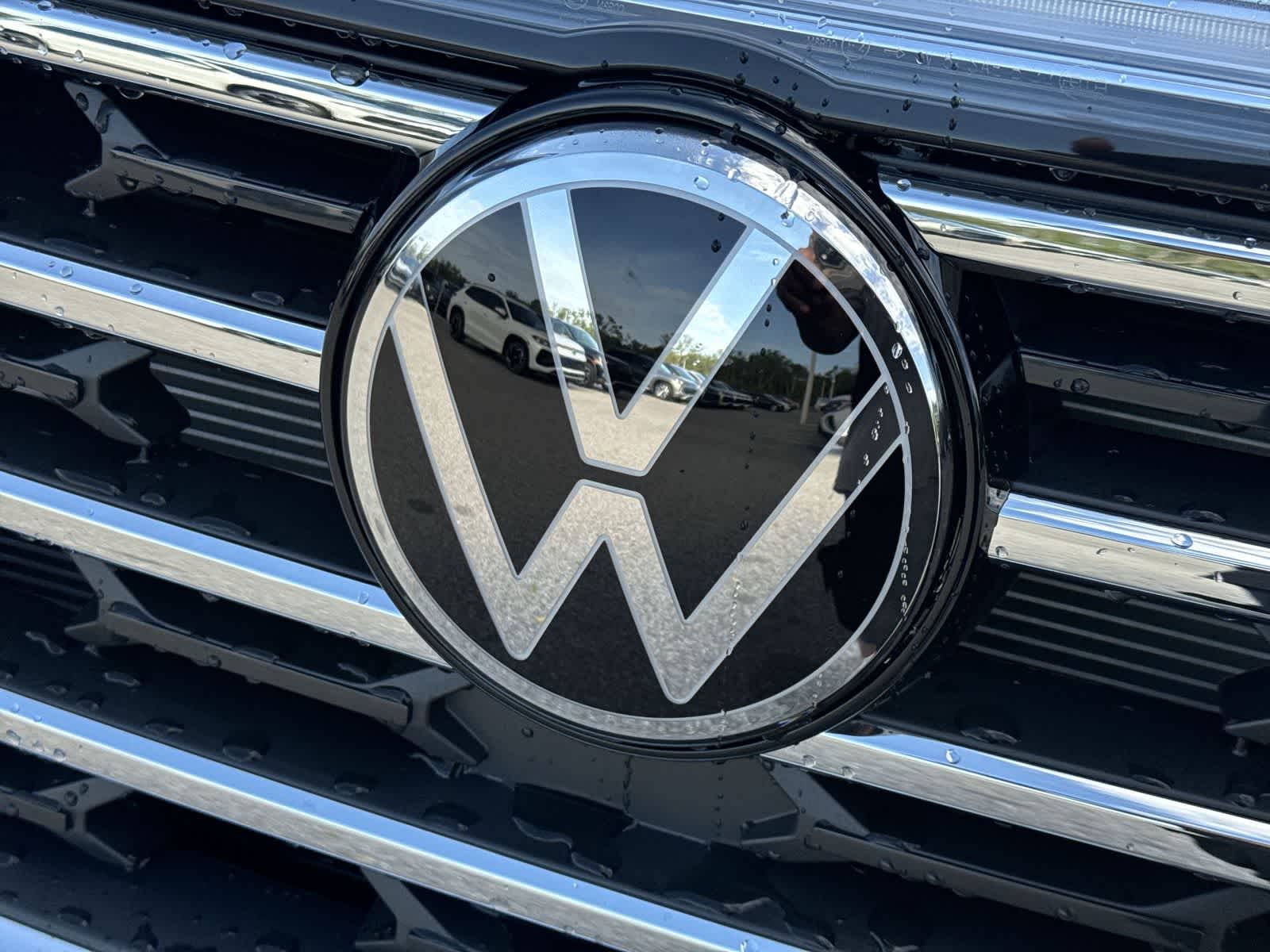Volkswagen Atlas 2.0T SE con tecnología 2026