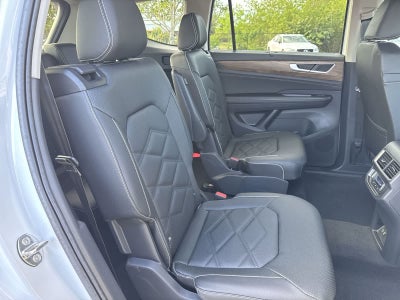 Volkswagen Atlas 2.0T SE con tecnología 2026