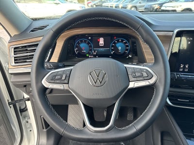 Volkswagen Atlas 2.0T SE con tecnología 2026