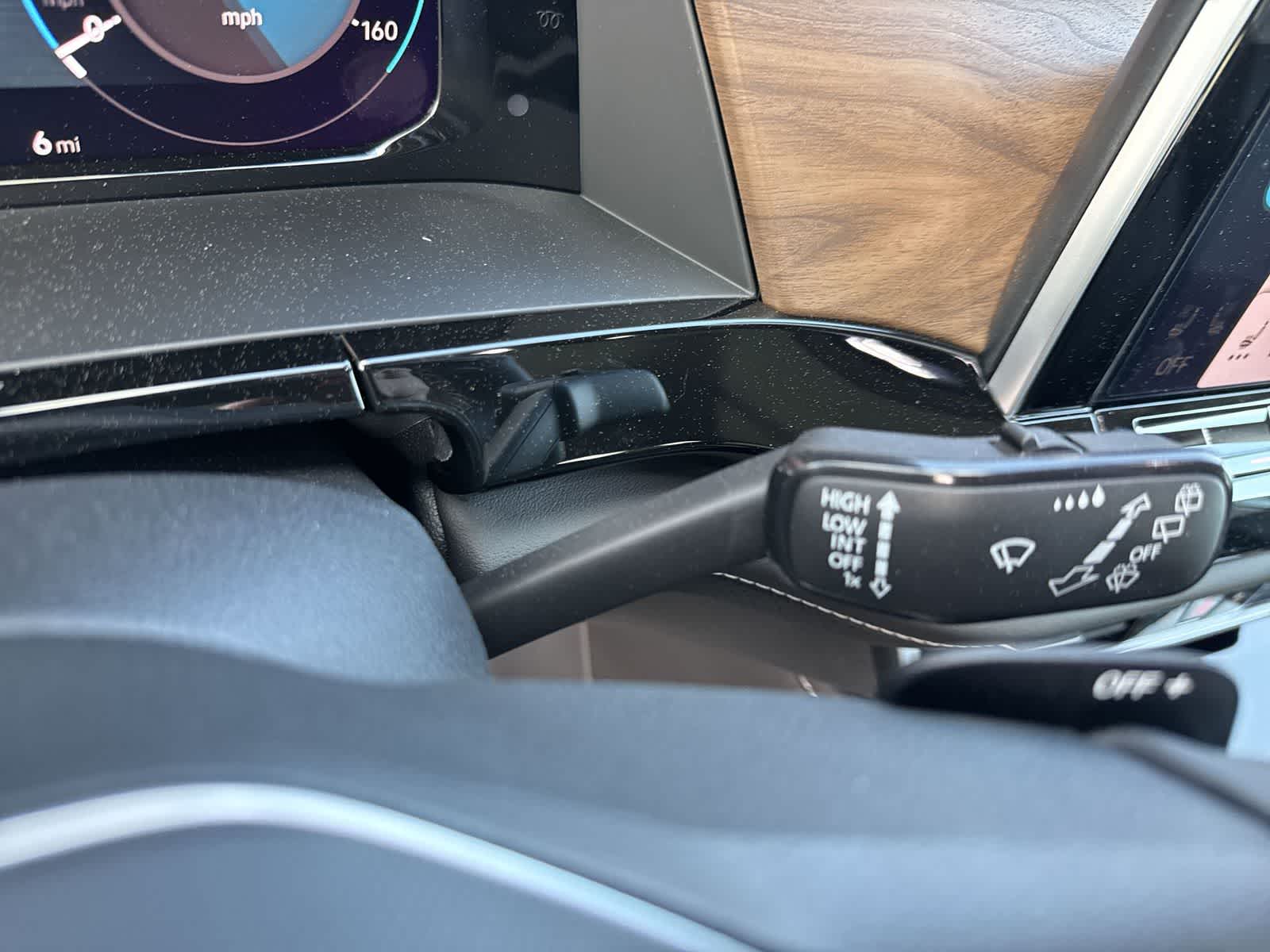 Volkswagen Atlas 2.0T SE con tecnología 2026
