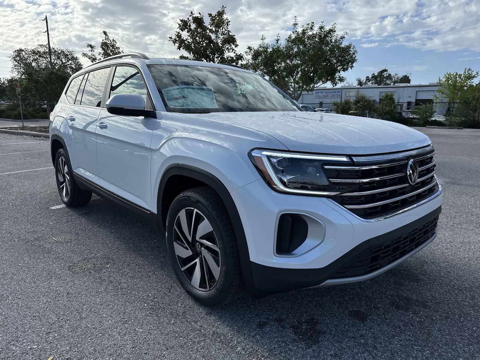 Volkswagen Atlas 2.0T SE con tecnología 2026
