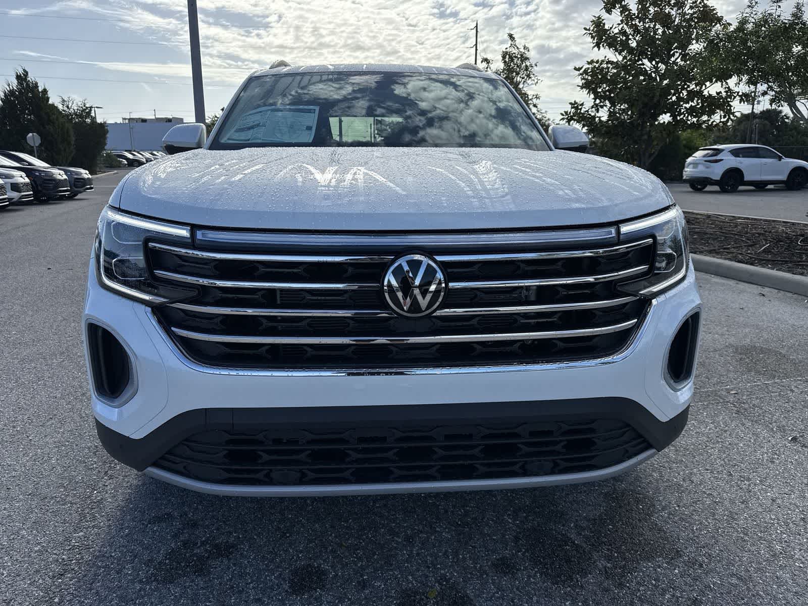 Volkswagen Atlas 2.0T SE con tecnología 2026