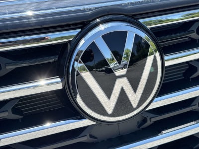 Volkswagen Atlas 2.0T SE con tecnología 2026