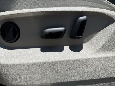 Volkswagen Atlas 2.0T SE con tecnología 2026