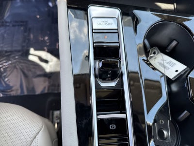 Volkswagen Atlas 2.0T SE con tecnología 2026