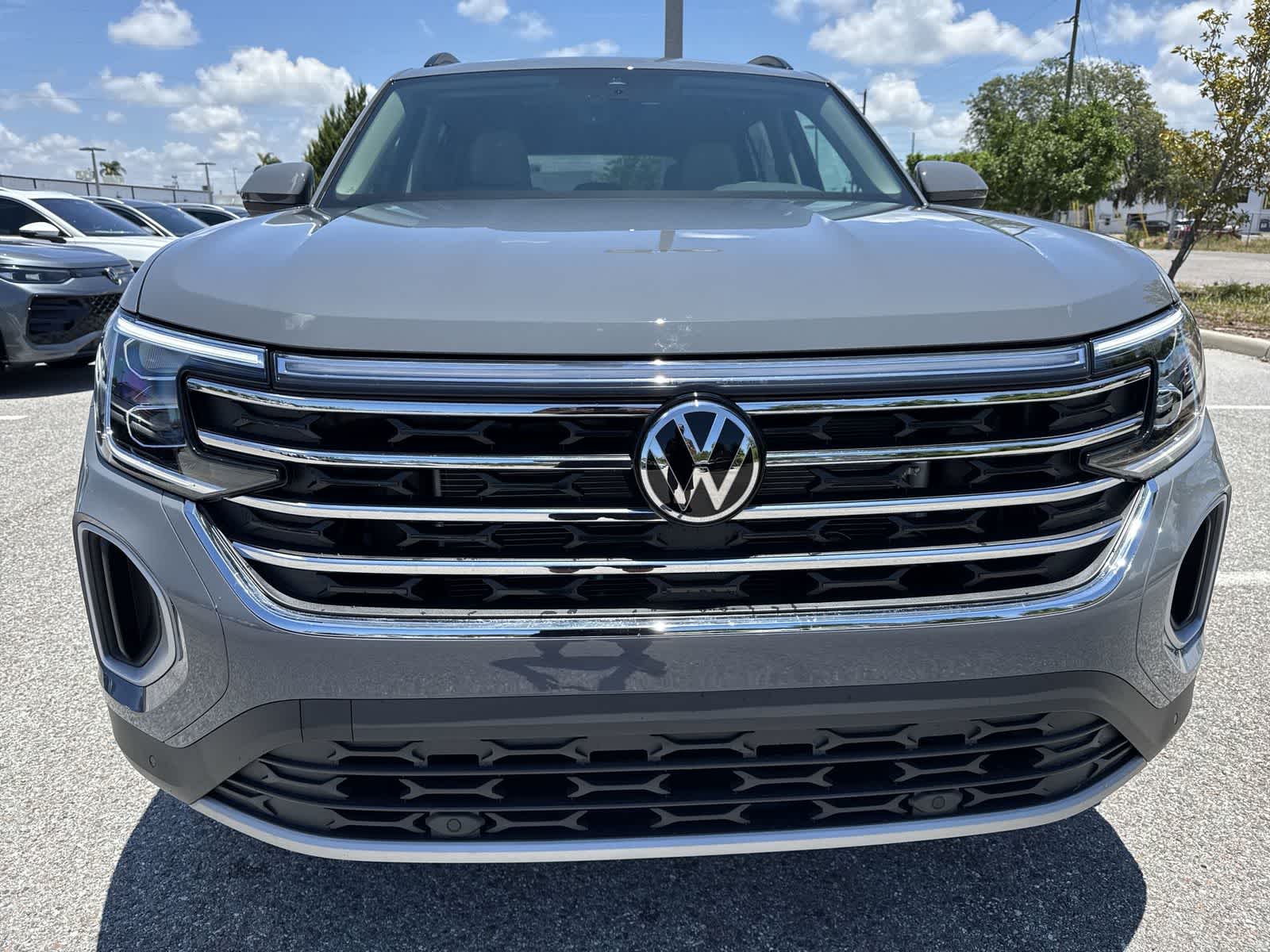 Volkswagen Atlas 2.0T SE con tecnología 2026
